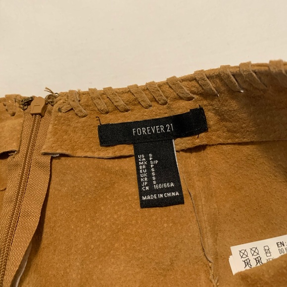 Forever 21 - 100% pigskin leather skirt - Picture 2 of 2